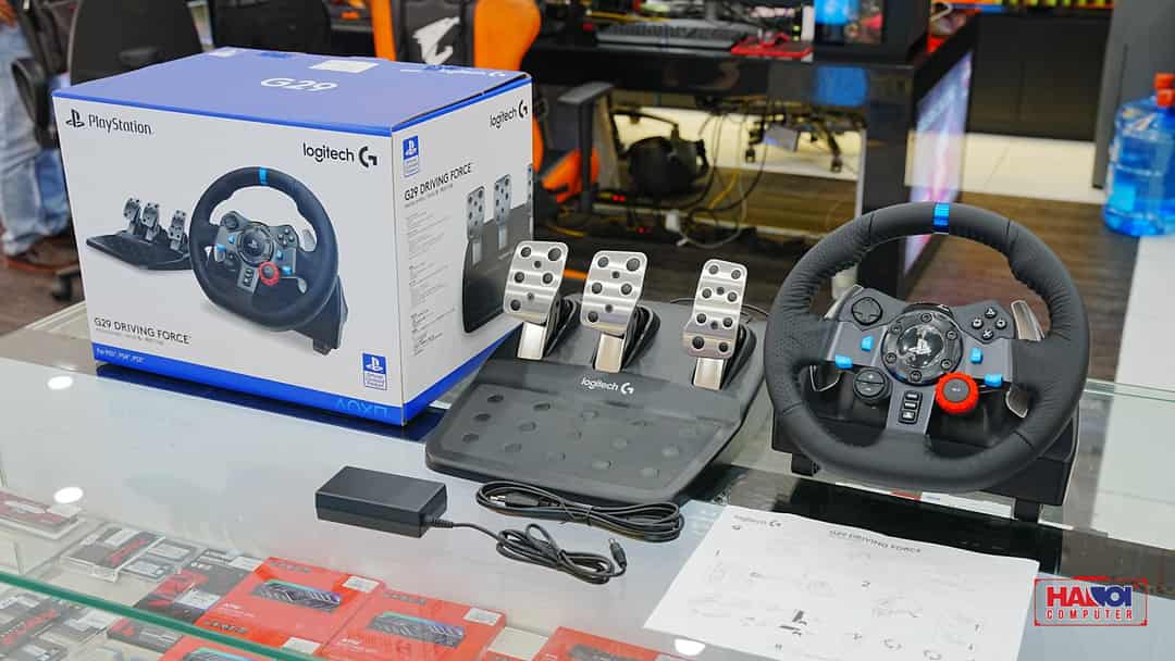 31358_vo_lang_game_logitech_g29_driving_force_02.jpg