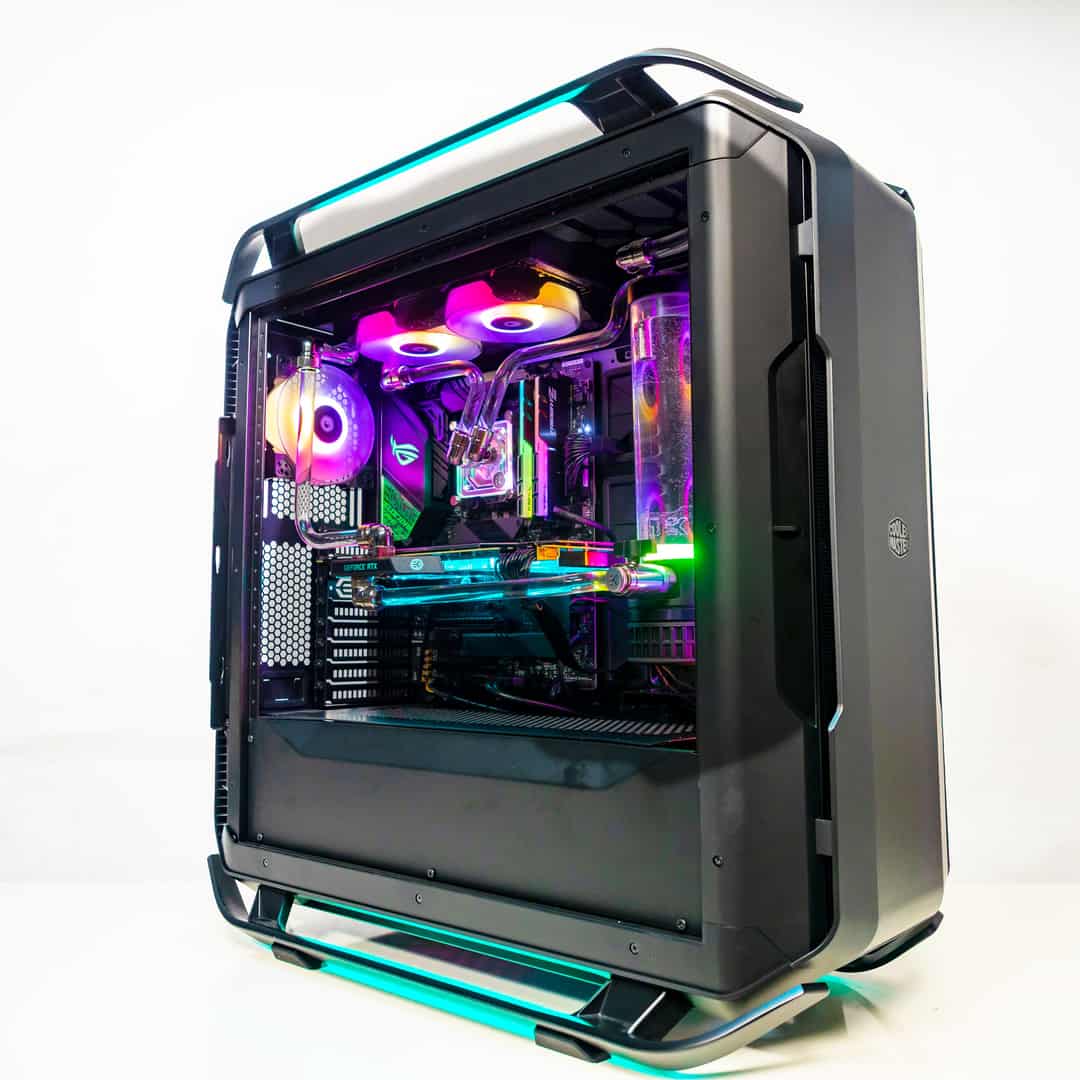 47146_coolermaster_c700p_black_watercooling_1.jpg