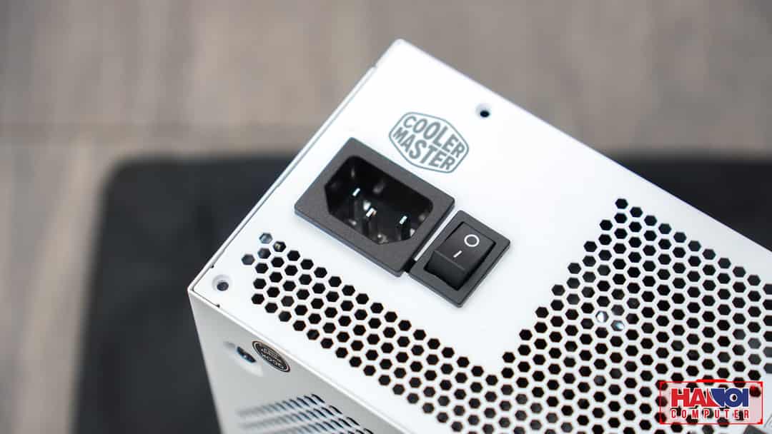 56970_coolermaster_v850_white__6_.jpg