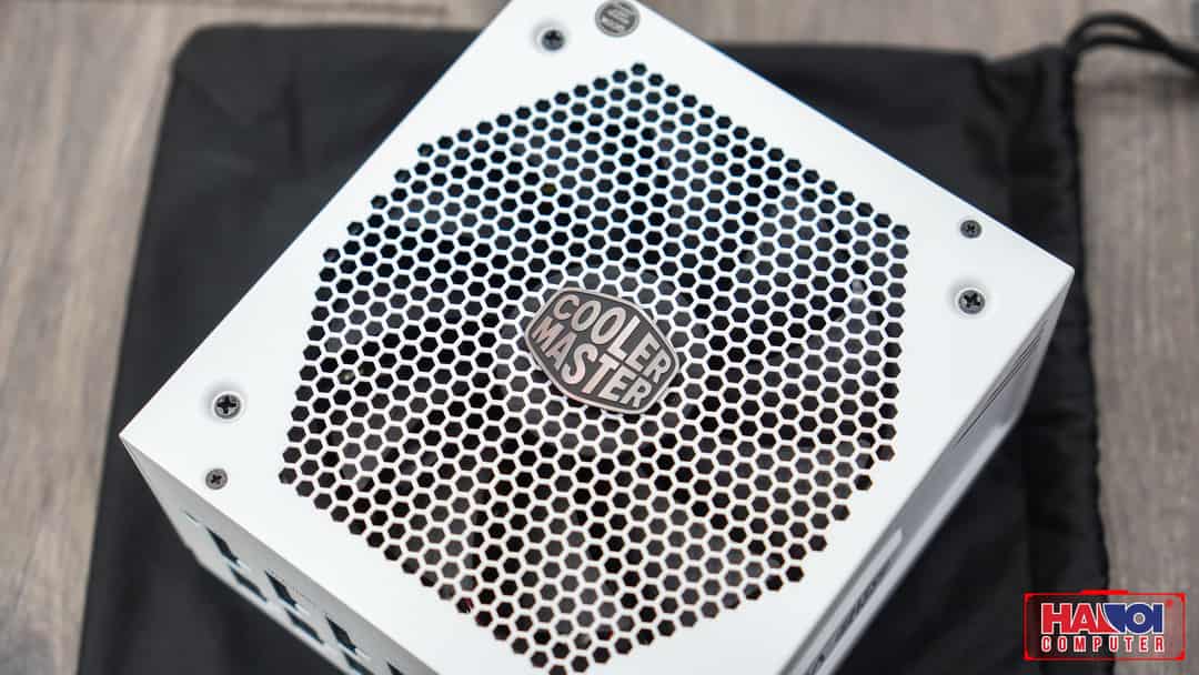 56971_coolermaster_v850_white__5_.jpg