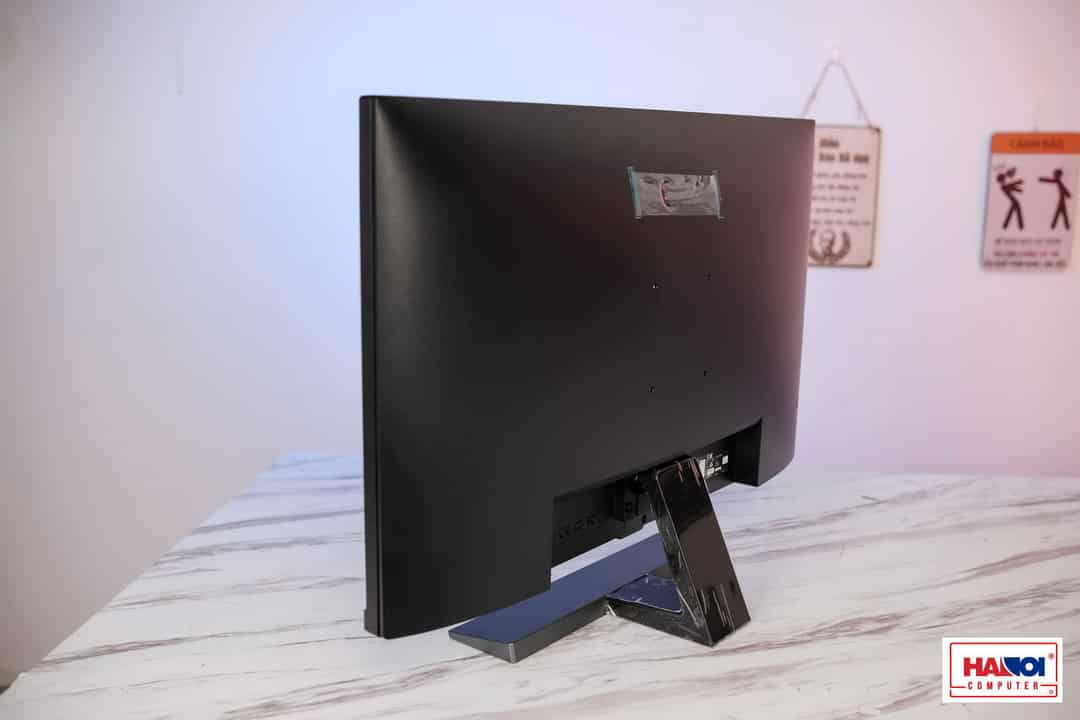61615_man_hinh_benq_zowie_ew3270u_anhthat_5.jpg