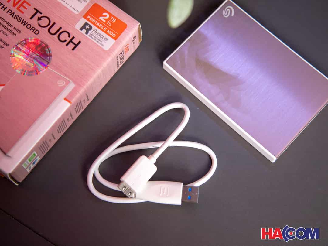 70276_o_cung_gan_ngoai_2tb_usb_3_0_2__6_.JPG