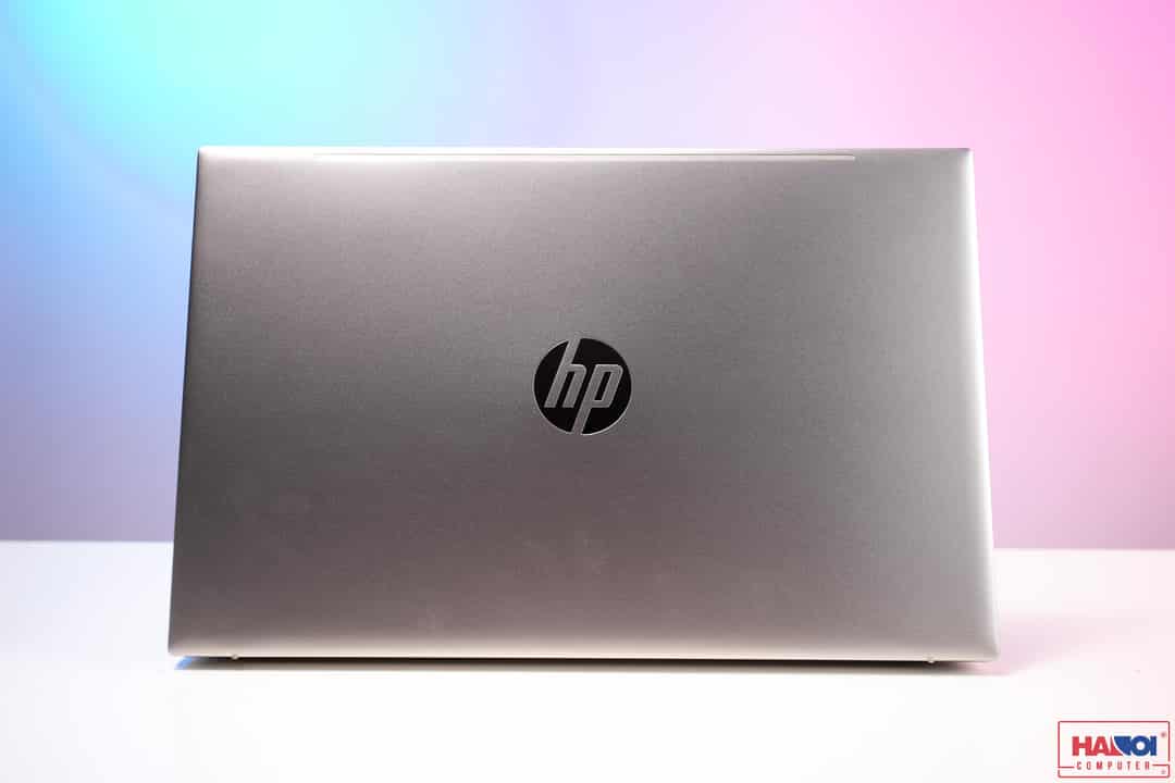 70367_laptop_hp_pavilion_15_3.jpg