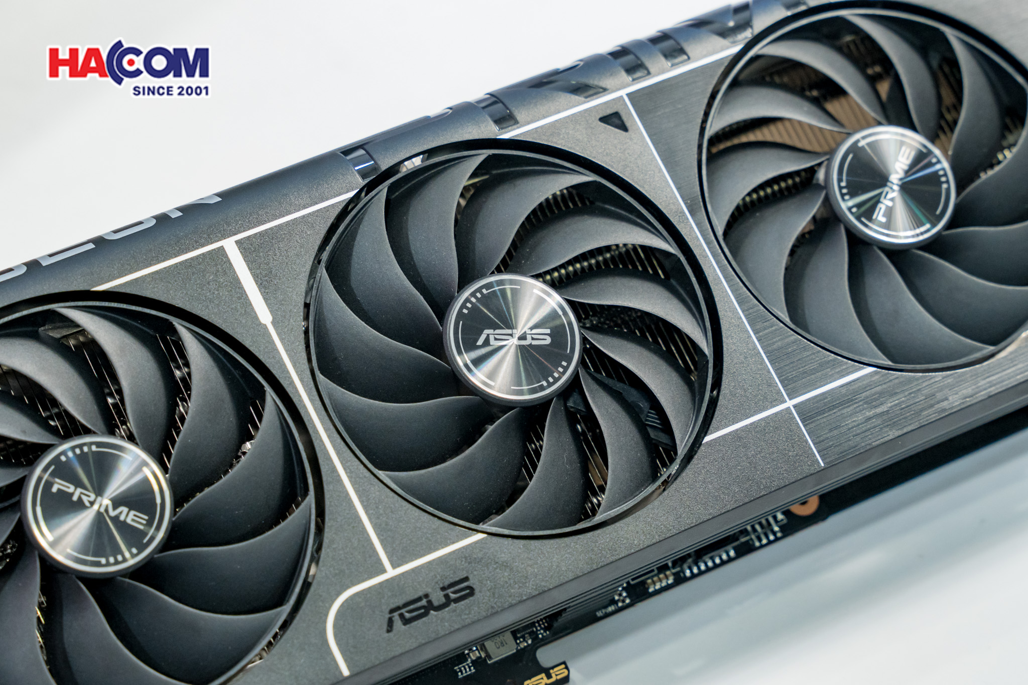 89286_card_man_hinh_asus_prime_rx_9070_o16g_07.JPG