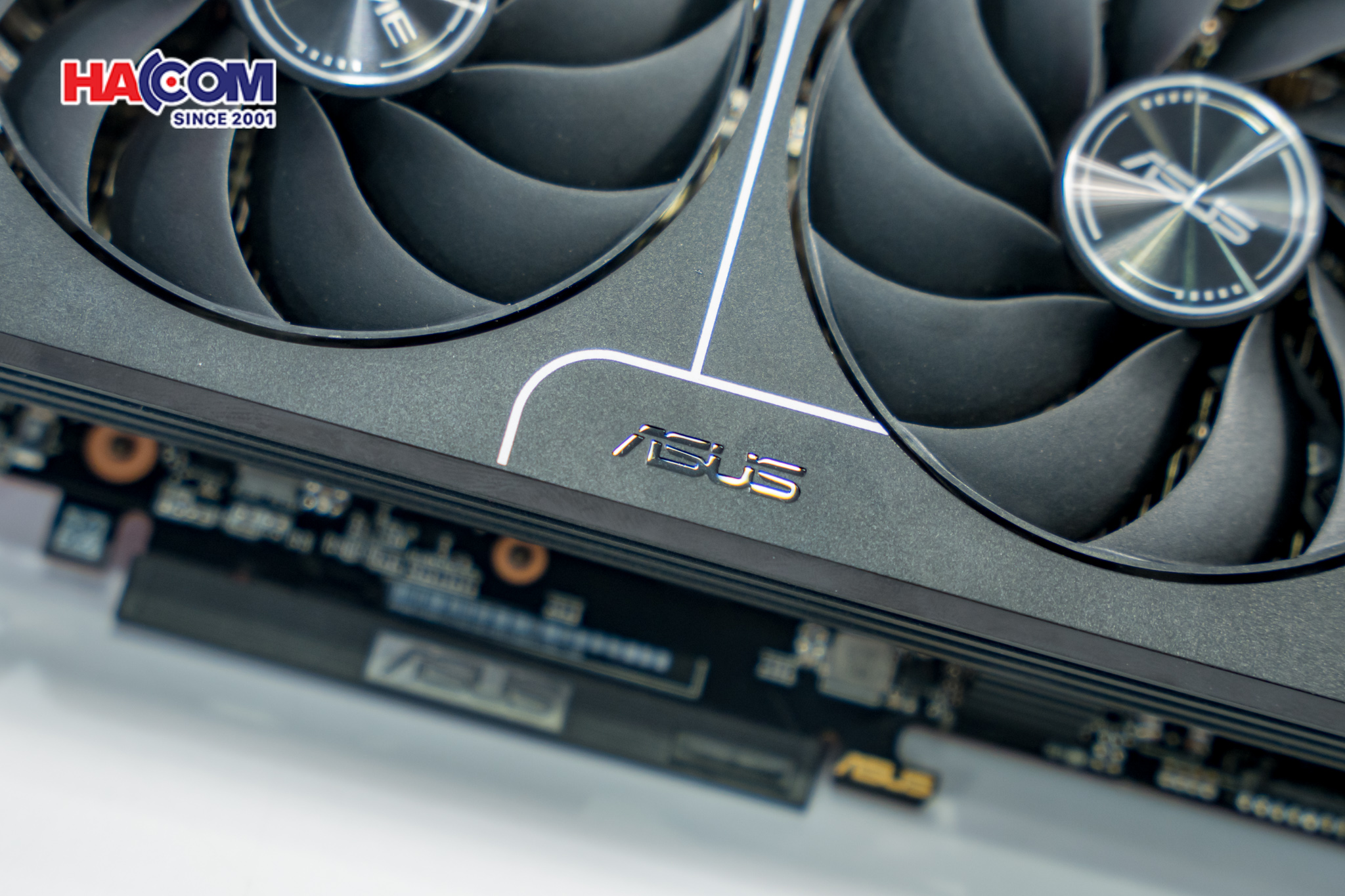89286_card_man_hinh_asus_prime_rx_9070_o16g_08.JPG