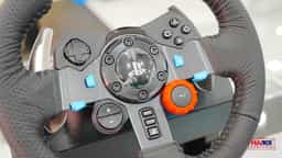 31358_vo_lang_game_logitech_g29_driving_force_04.jpg