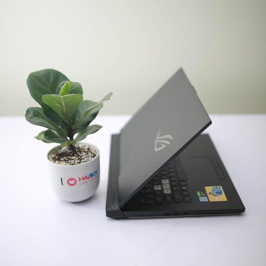 53841_laptop_asus_gaming_rog_strix_g531gt_hn554t_4.jpg