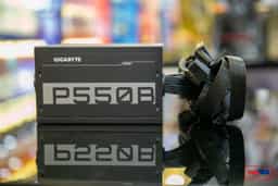 55392_gigabyte_p550b_psu_2.jpg