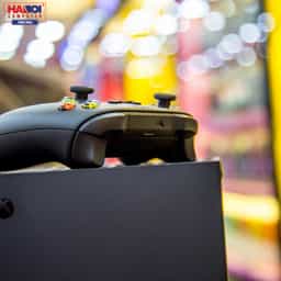 57026_may_choi_game_microsoft_xbox_one_series_x_013.jpg