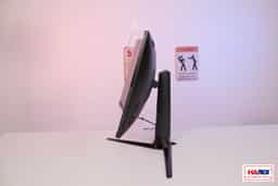 57179_man_hinh_asus_xg32vc_12.jpg