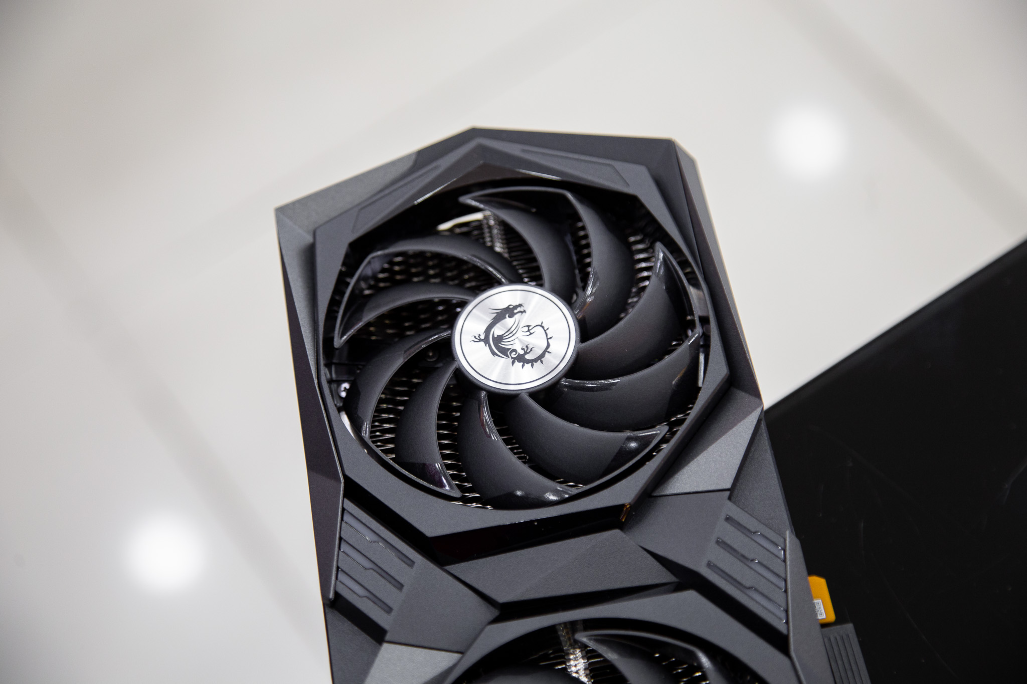 57933_card_man_hinh_msi_rtx_3060_gaming_x_12gb_66.jpg