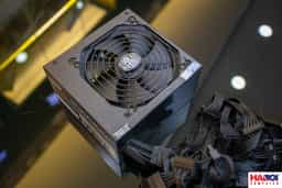 60974__cooler_master_mwe_gold_750_v2___4_.jpg