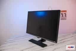 61615_man_hinh_benq_zowie_ew3270u_anhthat_2.jpg