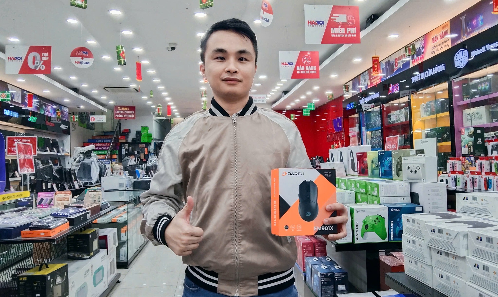 61628_chuot_game_khong_day_dareu_em901x_den_usb_kh.jpg