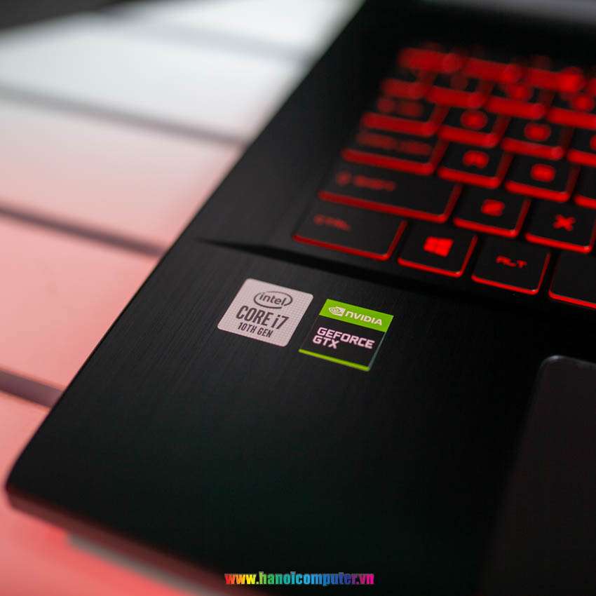 64920_laptop_msi_gaming_gf63_thin_7.jpeg