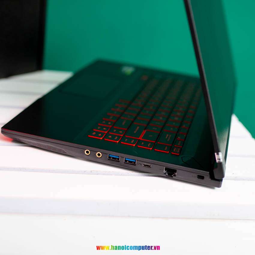 64920_laptop_msi_gaming_gf63_thin_9.jpeg