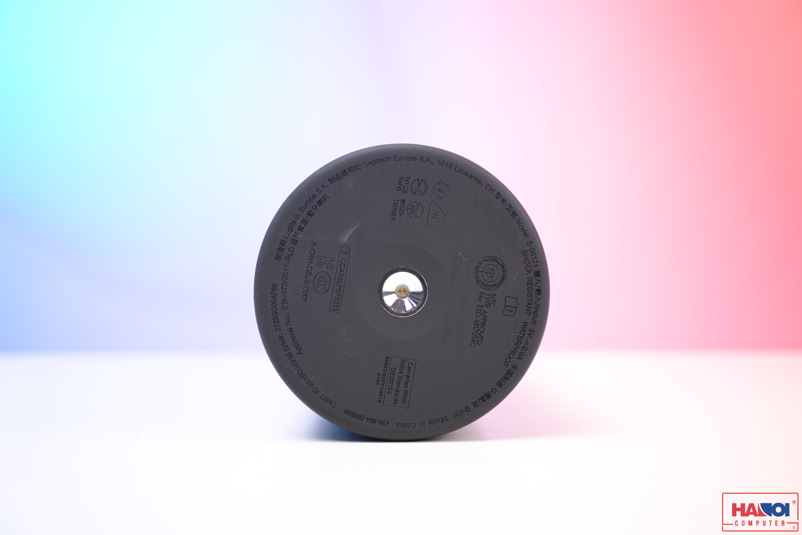 66525_ultimate_ears_megaboom_3_mau_den_5.jpg