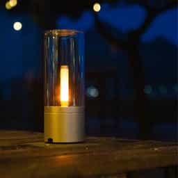 68819_den_nen_yeelight__2_.jpg