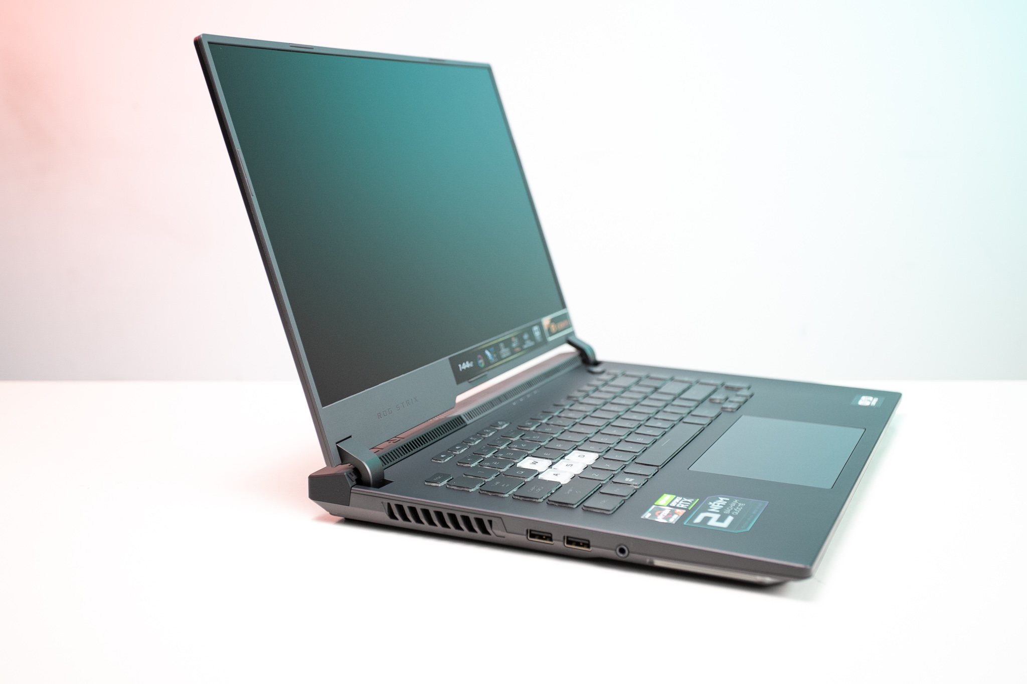 69633_hacom_asus_gaming_rog_strix_g513_8.jpeg
