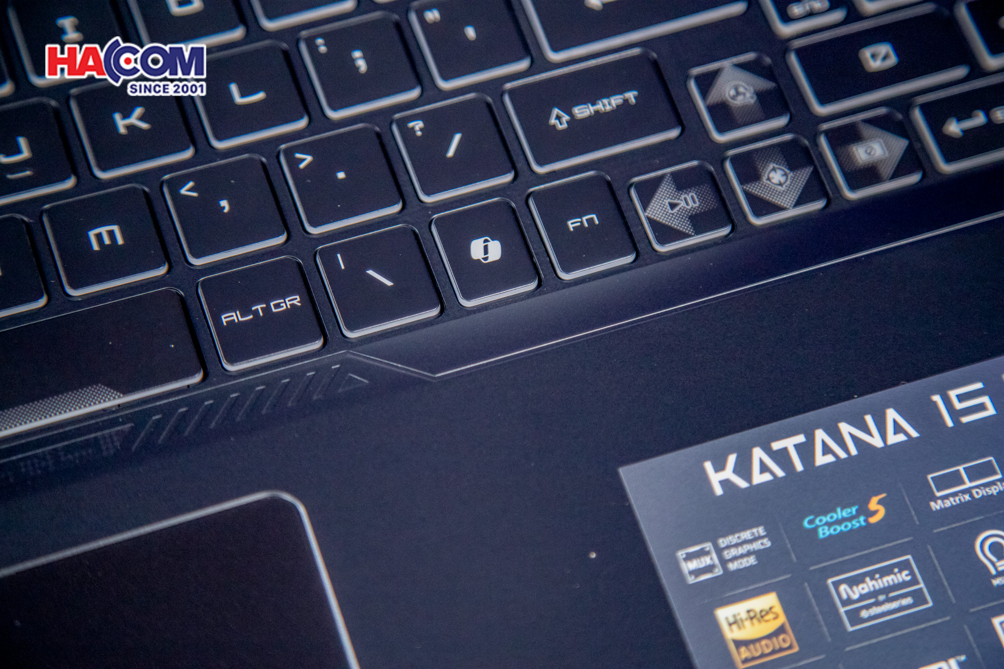 70977_laptop_msi_gaming_katana_15_b13vfk_676vn_010.JPG
