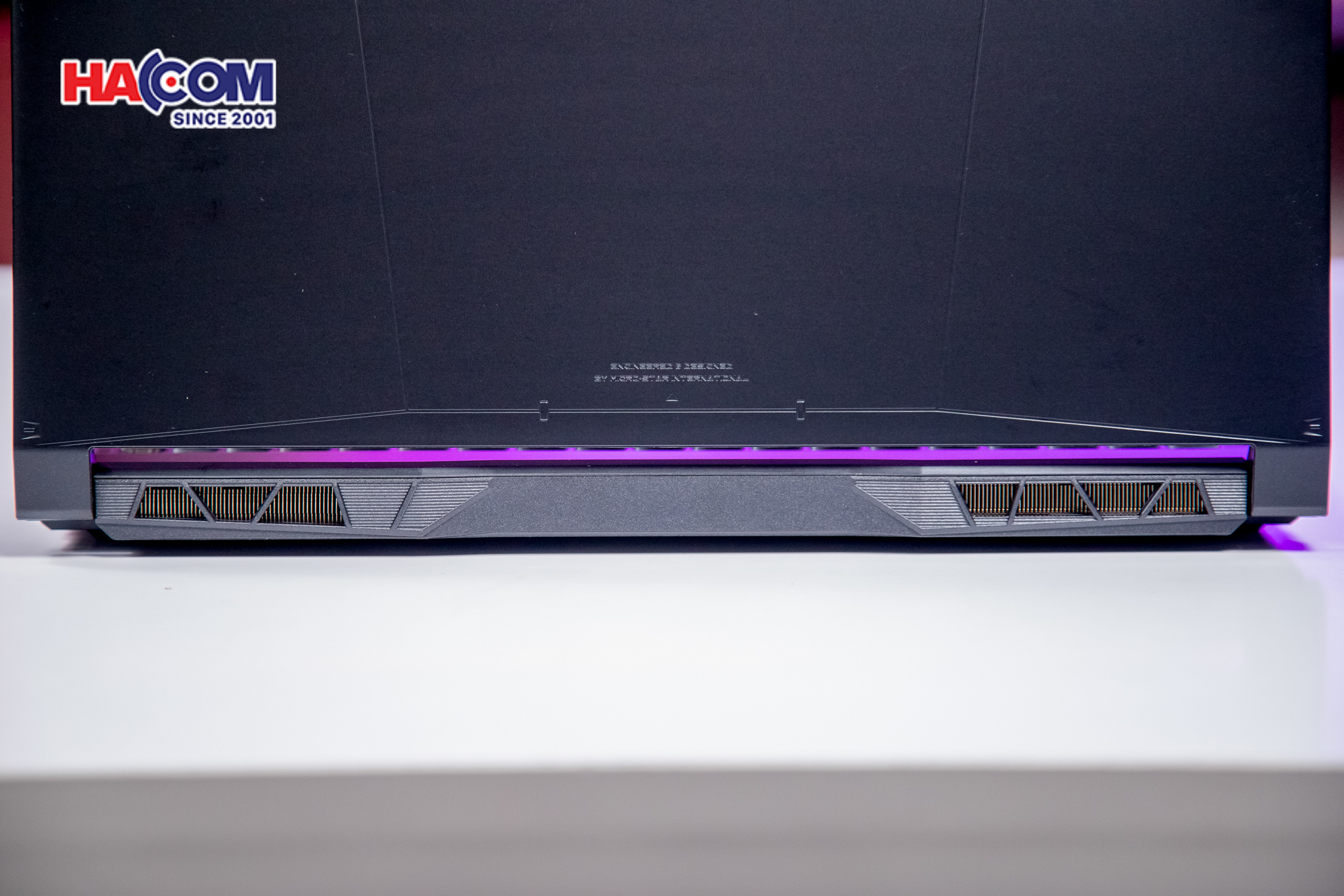 70977_laptop_msi_gaming_katana_15_b13vfk_676vn_014.JPG
