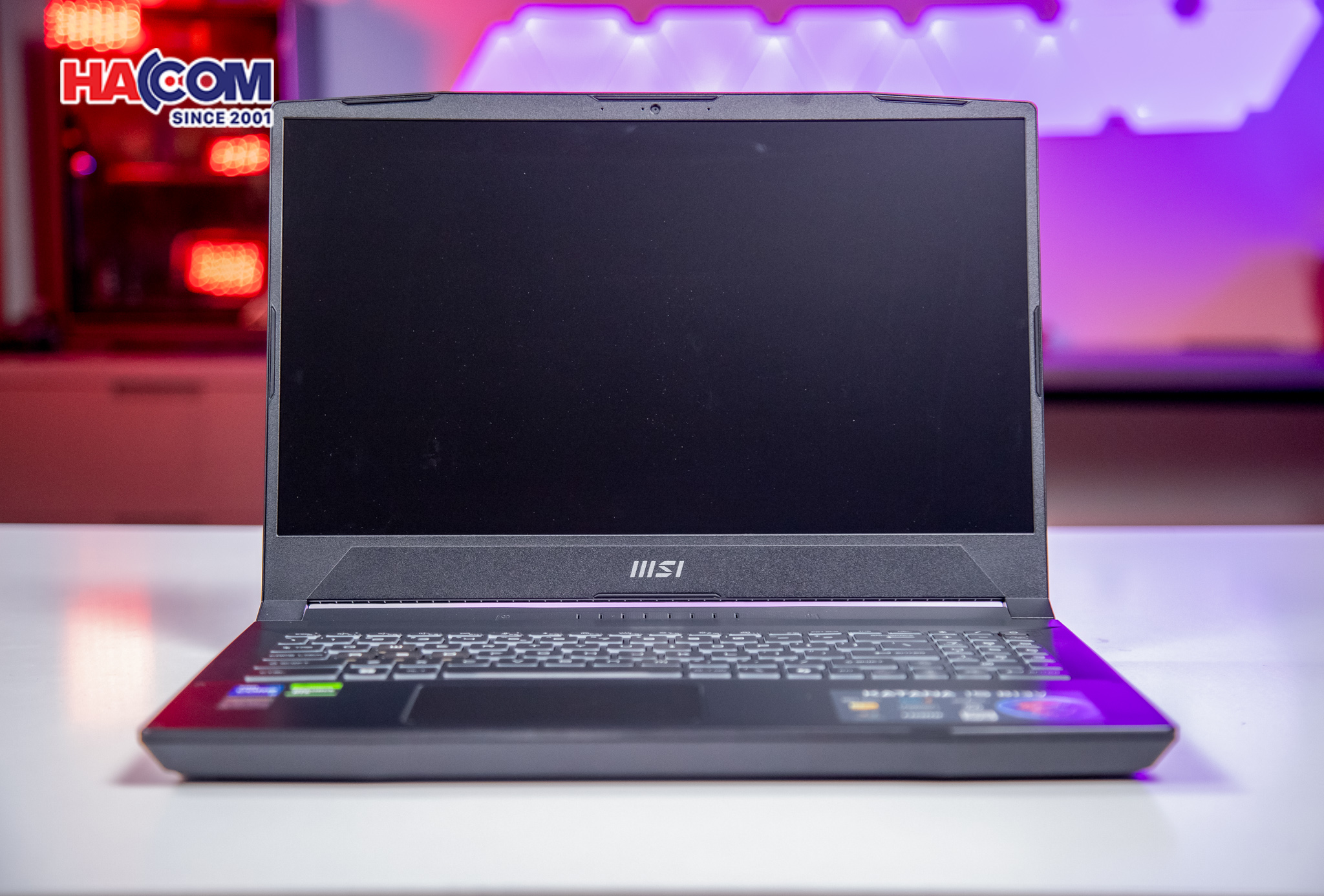 70977_laptop_msi_gaming_katana_15_b13vfk_676vn_04.JPG
