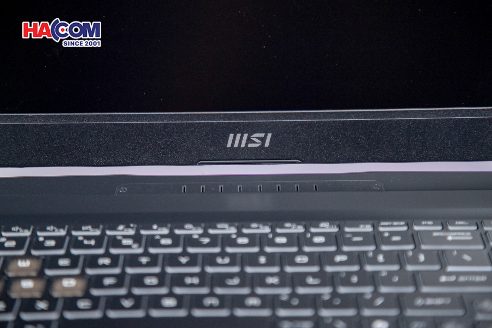 70977_laptop_msi_gaming_katana_15_b13vfk_676vn_08.JPG