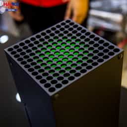 74458_may_choi_game_microsoft_xbox_series_x_1tb_06.jpg