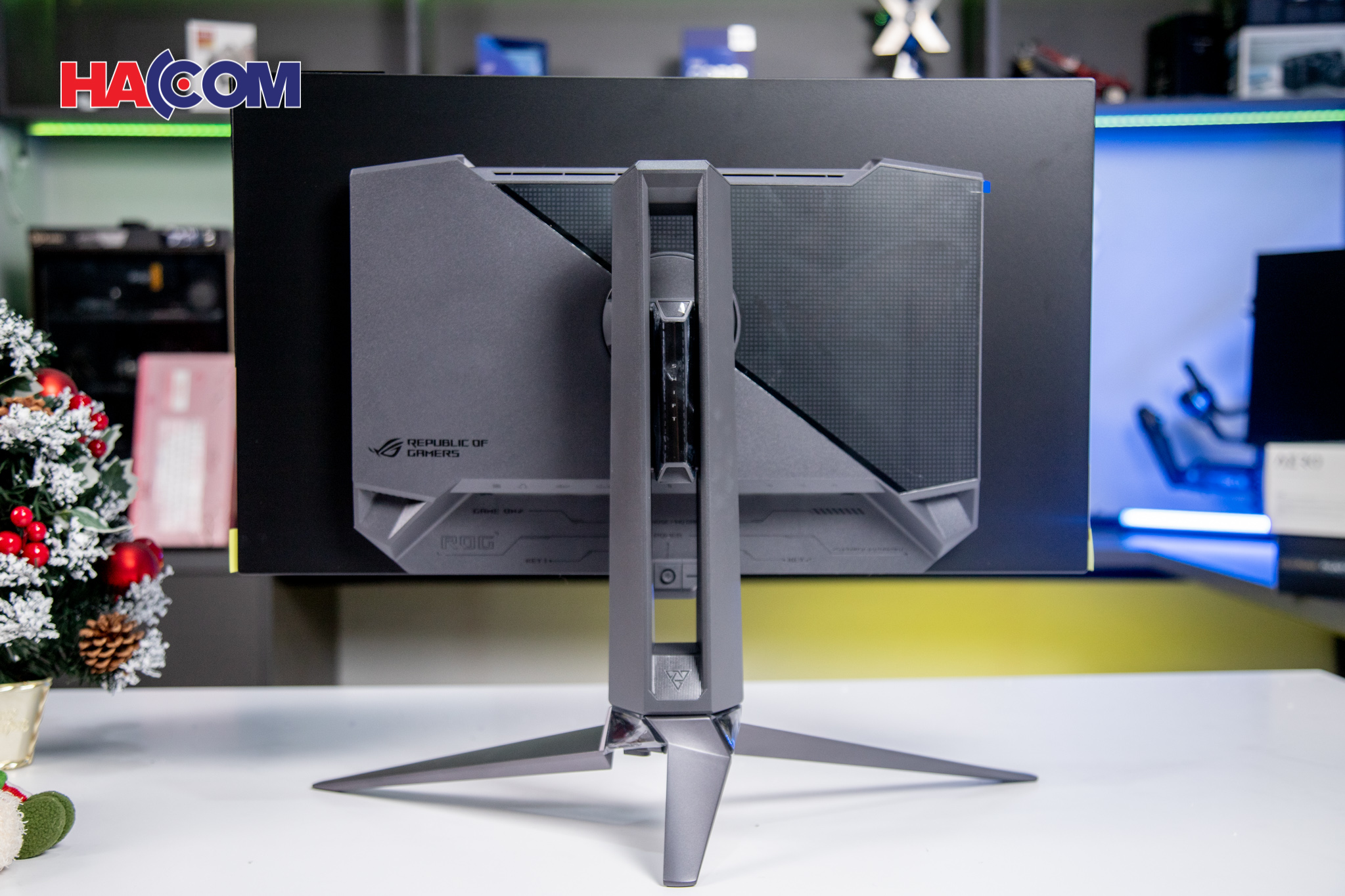 79185_man_hinh_asus_rog_swift_oled_pg27aqdm_4.JPG