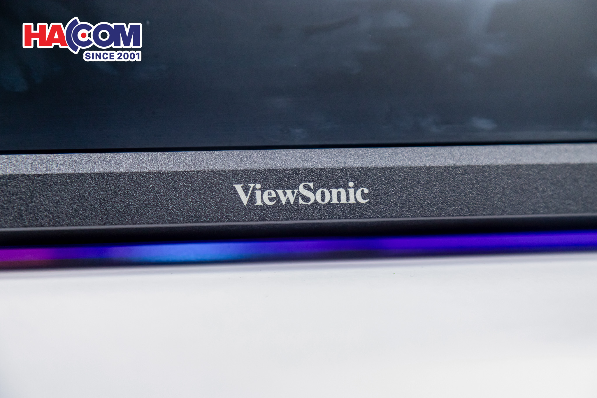 84831_man_hinh_cam_ung_viewsonic_td2223_2_photo_4.JPG