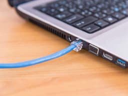 Cách kết nối 2 máy tính bằng cáp mạng nhanh chóng