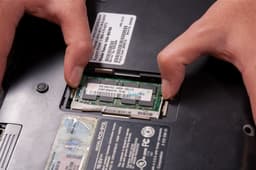 Điều bạn cần phải biết khi nâng cấp RAM laptop