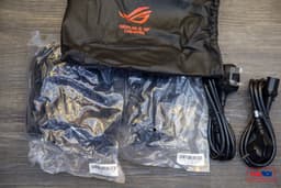 56576_asus_rog_strix_1000_gold_4.jpg