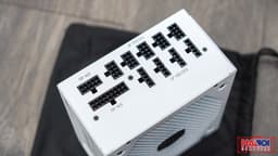56971_coolermaster_v850_white__4_.jpg