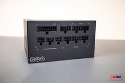 59950_psu_gigabyte_p750gm__2_.jpg
