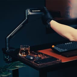 64936_gia_treo_man_hinh_human_motion_t2_1b_1.jpg
