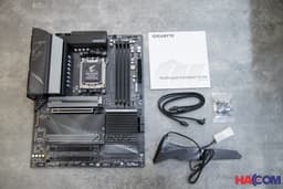 68590_mainboard_gigabyte_x670_aorus_elite_ax_at__7_.JPG